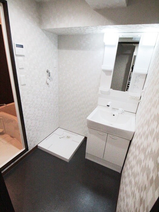 物件内観写真8　(洗面)