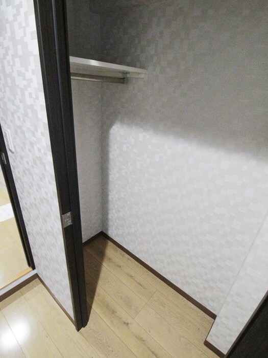 物件内観写真13　(収納)