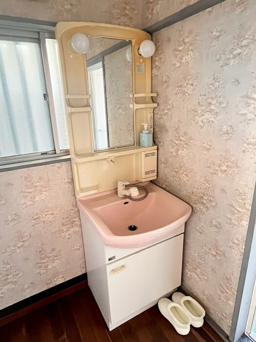 物件内観写真8　(洗面)