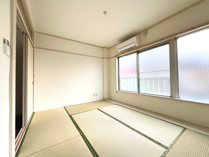 物件内観写真8　(居室)