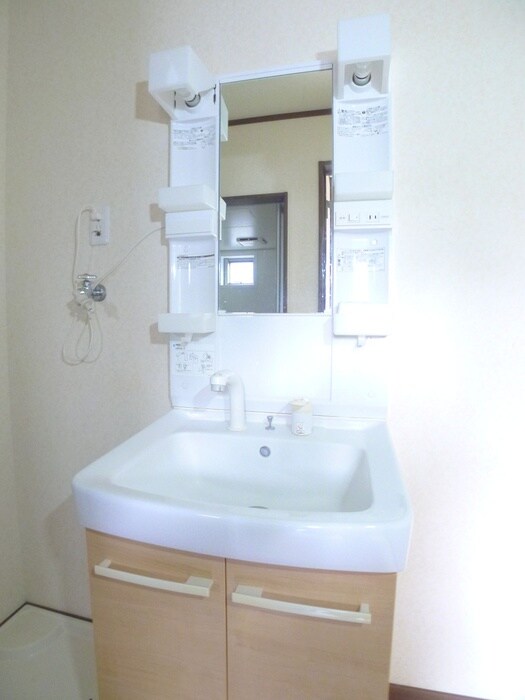 物件内観写真12　(洗面)