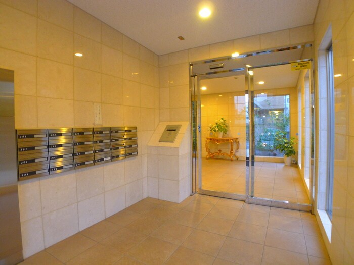 物件外観写真4　(建物設備)