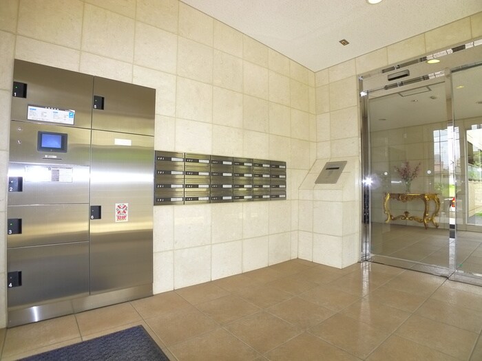 物件外観写真6　(建物設備)