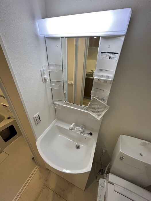 物件内観写真17　(洗面)