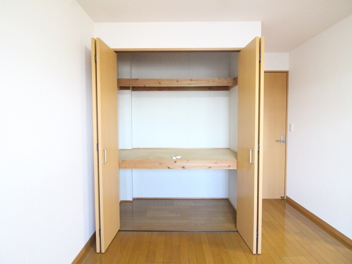 物件内観写真9　(収納)