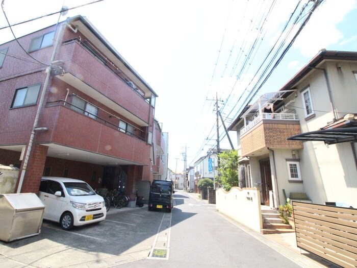 物件外観写真3　(周辺環境)