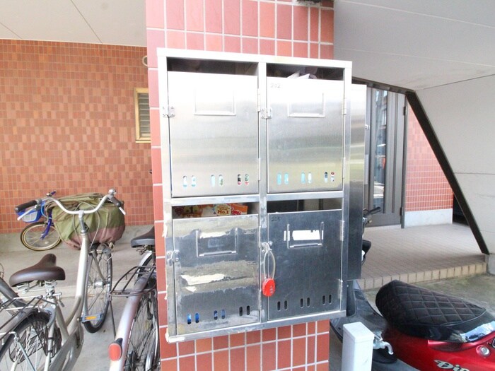 物件外観写真4　(建物設備)