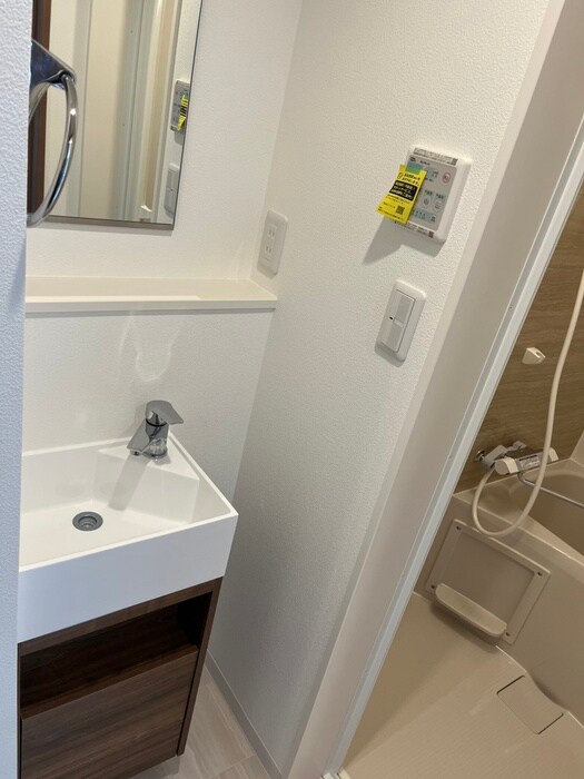物件内観写真10　(洗面)