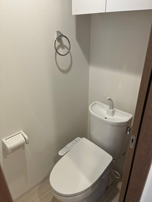 物件内観写真11　(トイレ)