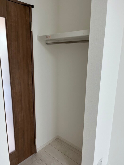 物件内観写真13　(収納)