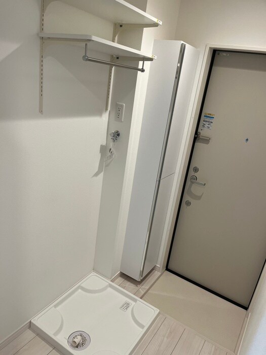 物件内観写真13　(洗濯機置場)