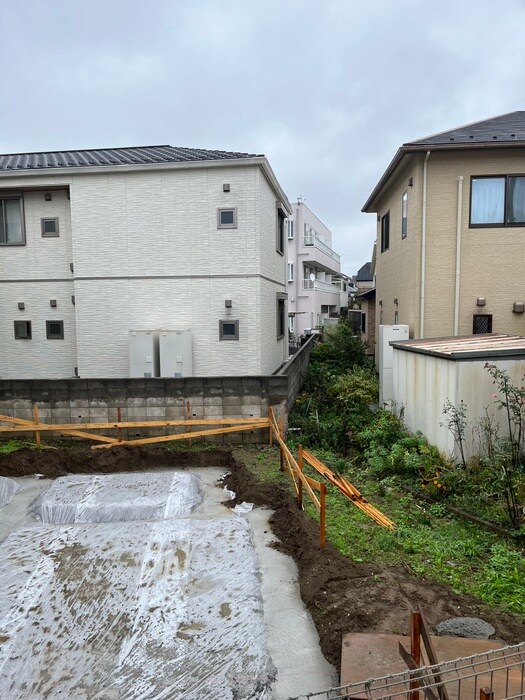 物件内観写真21　(室内からの展望)