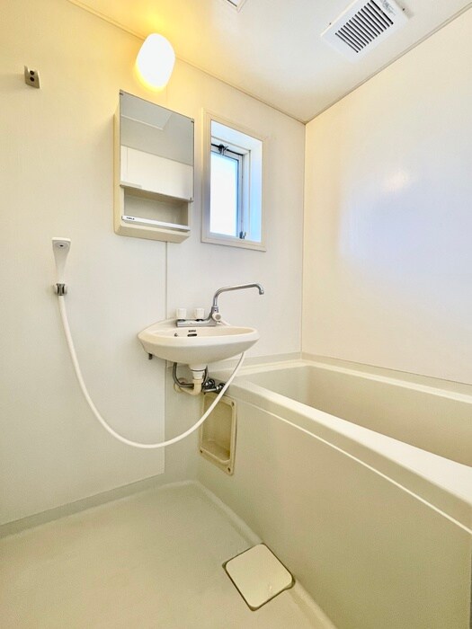 物件内観写真13　(バス／シャワールーム等)