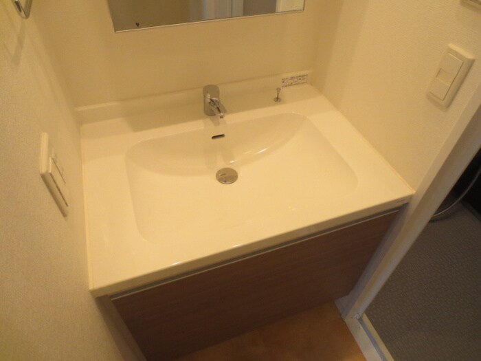 物件内観写真9　(洗面)