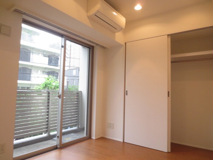 物件内観写真13　(ベランダ・バルコニー)