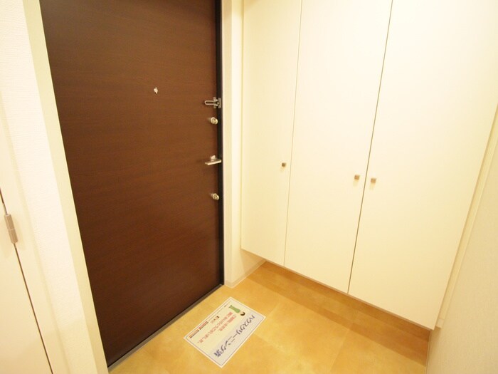 物件内観写真20　(玄関)
