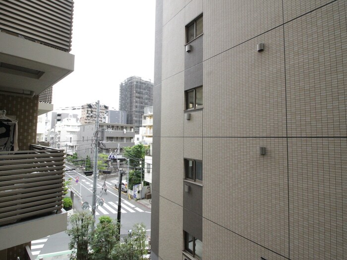 物件内観写真22　(室内からの展望)