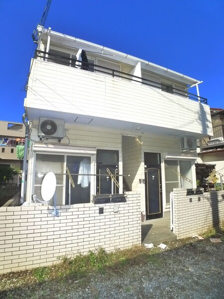 メゾンシェヌ－バラキ外観写真