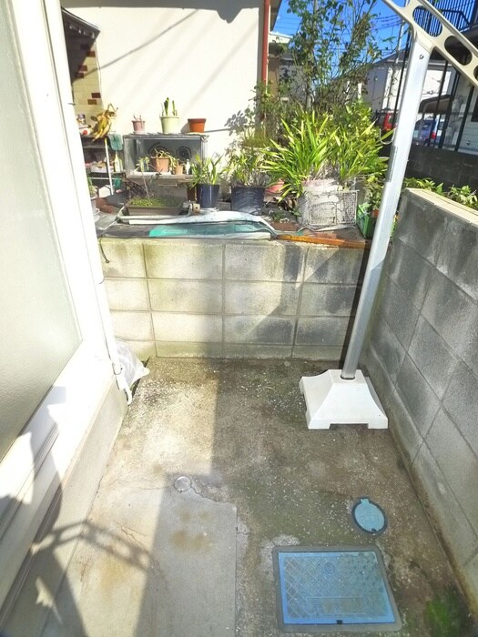 物件内観写真20　(洗濯機置場)