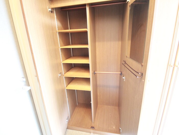 物件内観写真13　(靴箱)