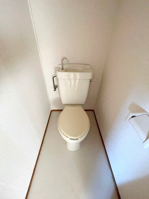 物件内観写真15　(トイレ)