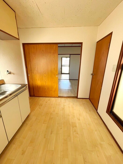 物件内観写真17　(室内からの展望)