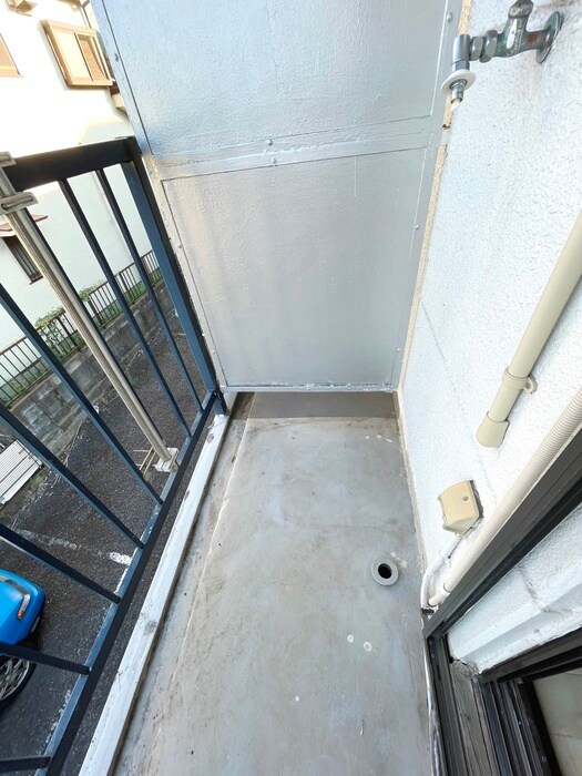 物件内観写真20　(洗濯機置場)