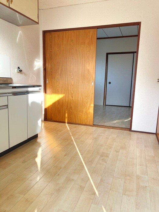 物件内観写真21　(廊下)