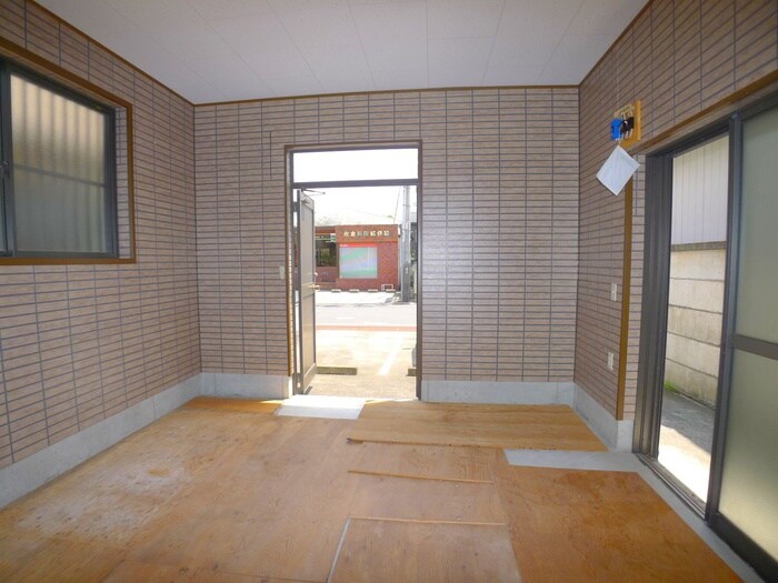 物件内観写真9　(内観写真)