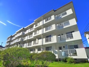 稲毛団地５号棟（２０１）外観写真