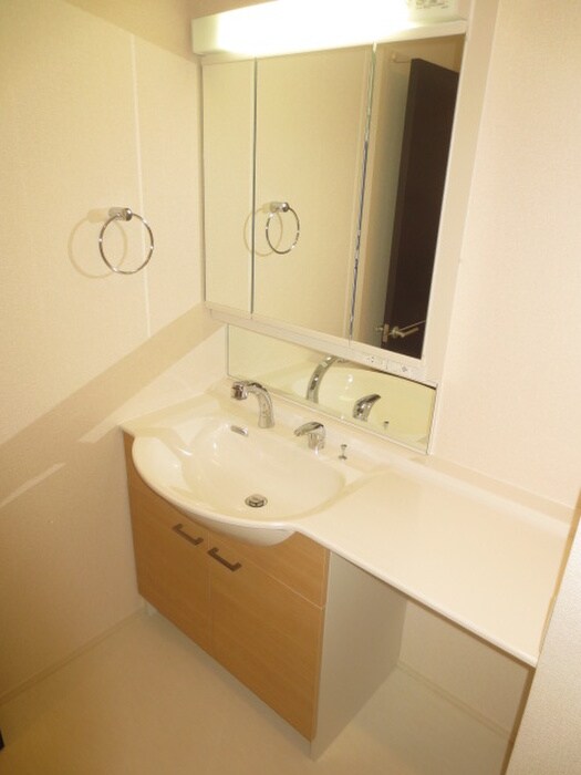 物件内観写真10　(洗面)