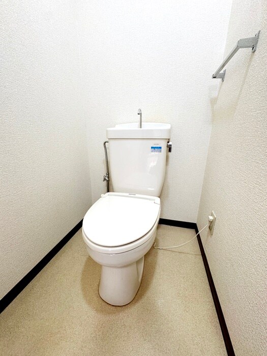 物件内観写真12　(トイレ)