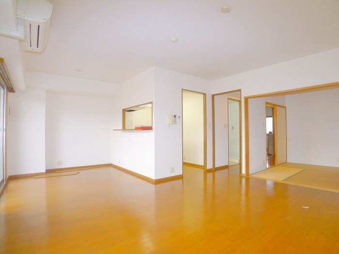 物件内観写真8　(居室)