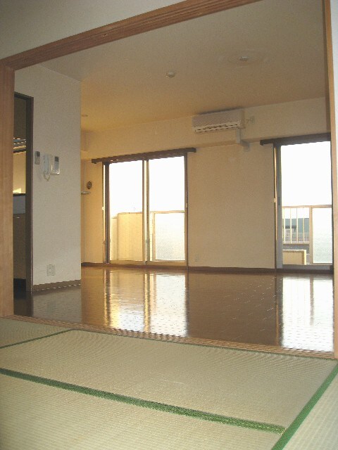 物件内観写真8　(内観写真)