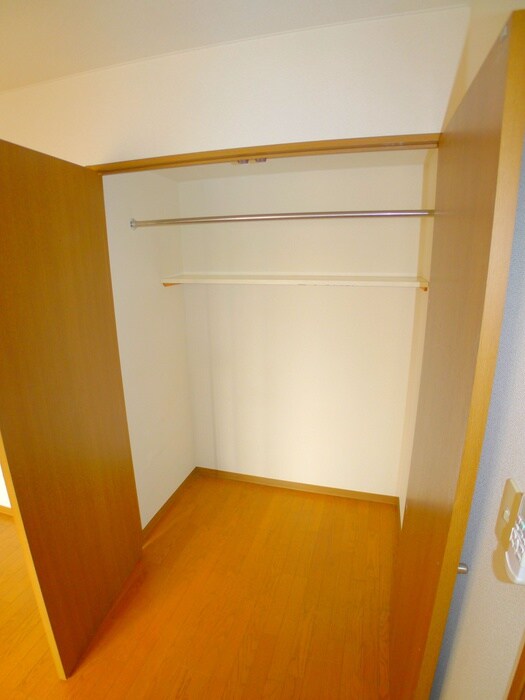 物件内観写真13　(収納)