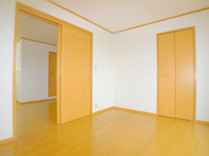 物件内観写真11　(居室)