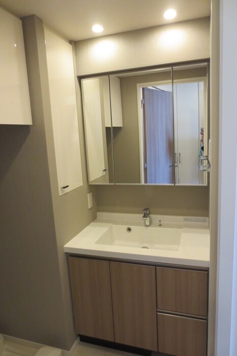 物件内観写真13　(洗面)