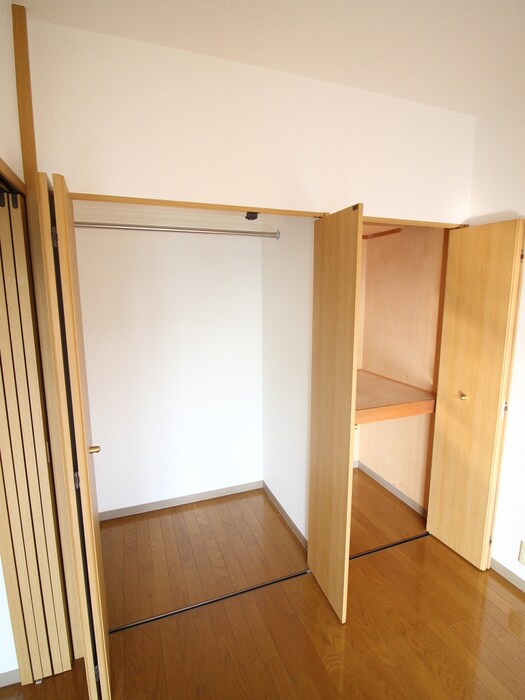 物件内観写真10　(収納)