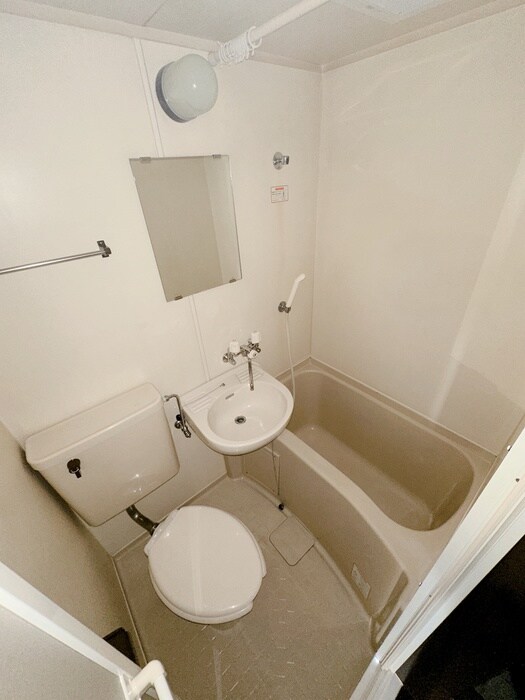 物件内観写真11　(バス／シャワールーム等)
