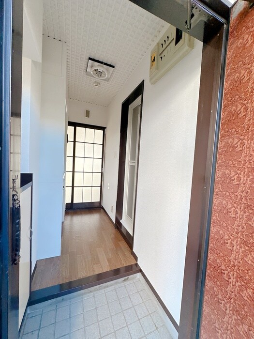 物件内観写真14　(廊下)