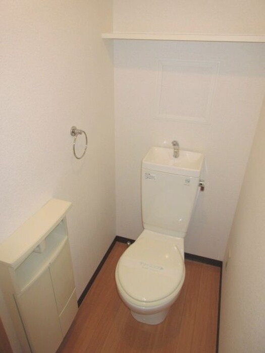 物件内観写真15　(トイレ)