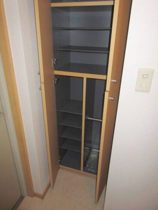 物件内観写真16　(靴箱)