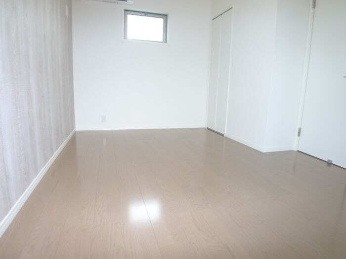 物件内観写真13　(居室)