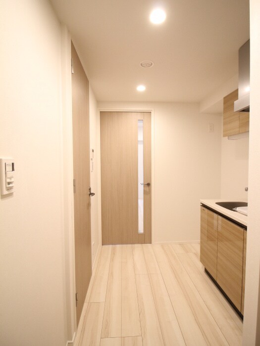 物件内観写真13　(廊下)