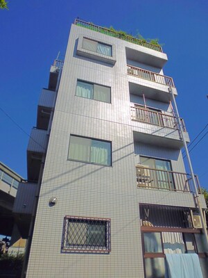 イネス  スズキ外観写真