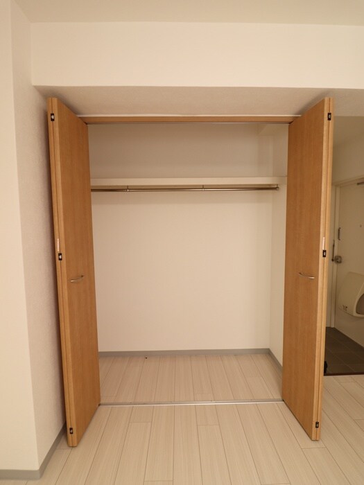 物件内観写真15　(収納)