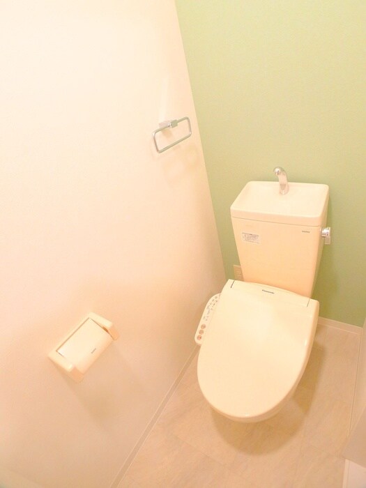 物件内観写真15　(トイレ)