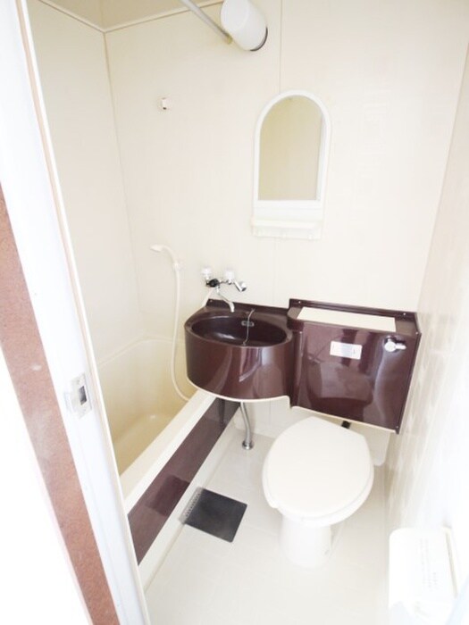 物件内観写真14　(トイレ)