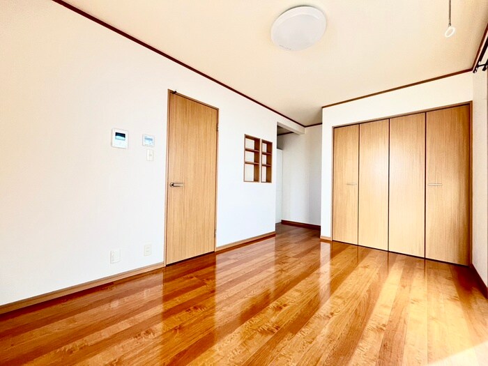 物件内観写真9　(居室)