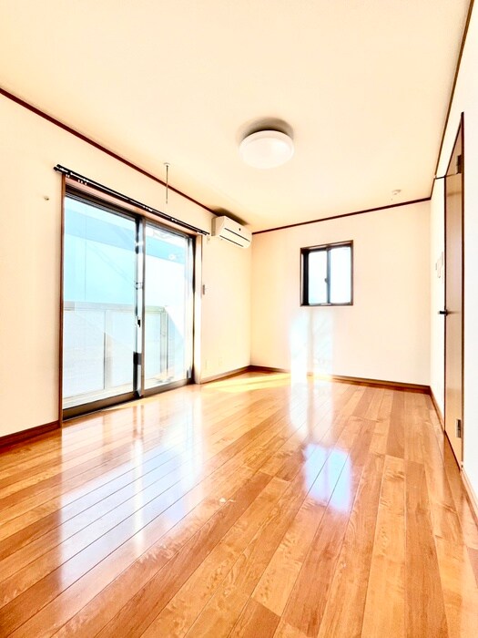 物件内観写真11　(居室)